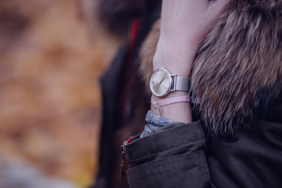 The Timeless Elegance of Wristwatches: A Comprehensive Guide
