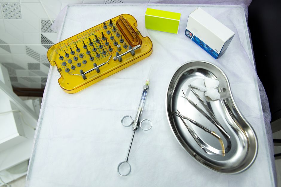 implantes dentales precio