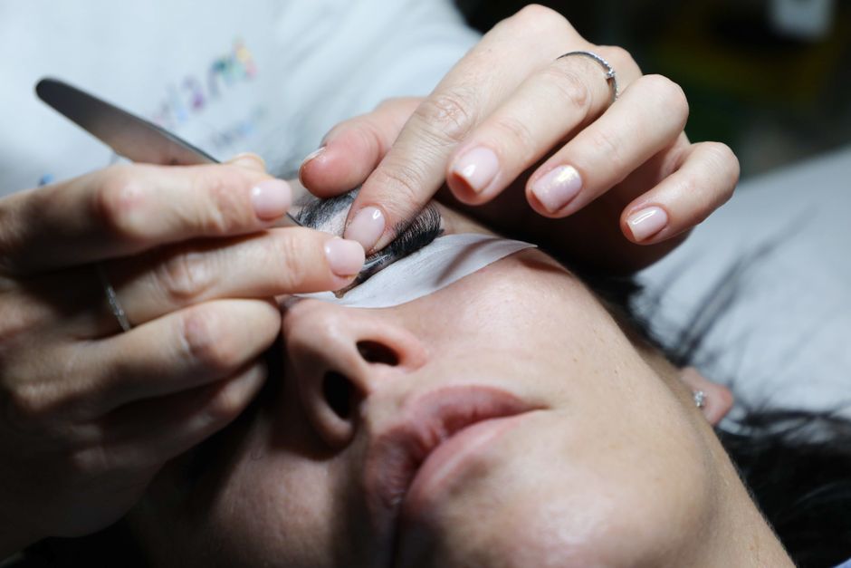 lash extension salon