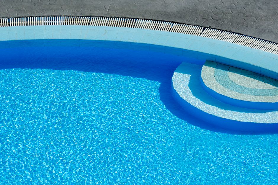 The Ultimate Guide to Cleaning Your Pool Efficiently