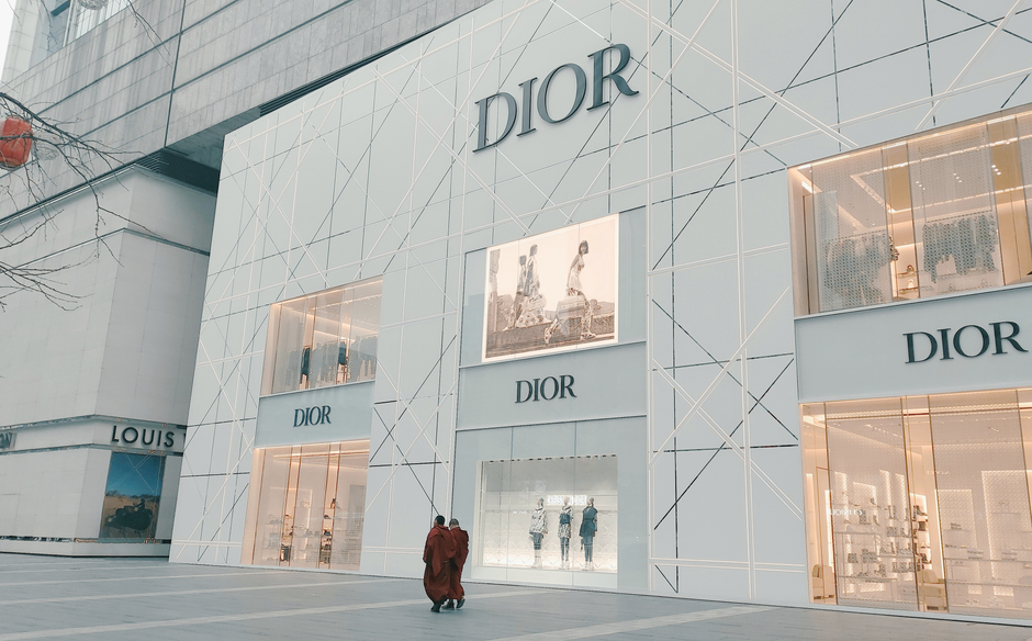 The Rise of Luxury Brand Resellers: A New Era in Fashion